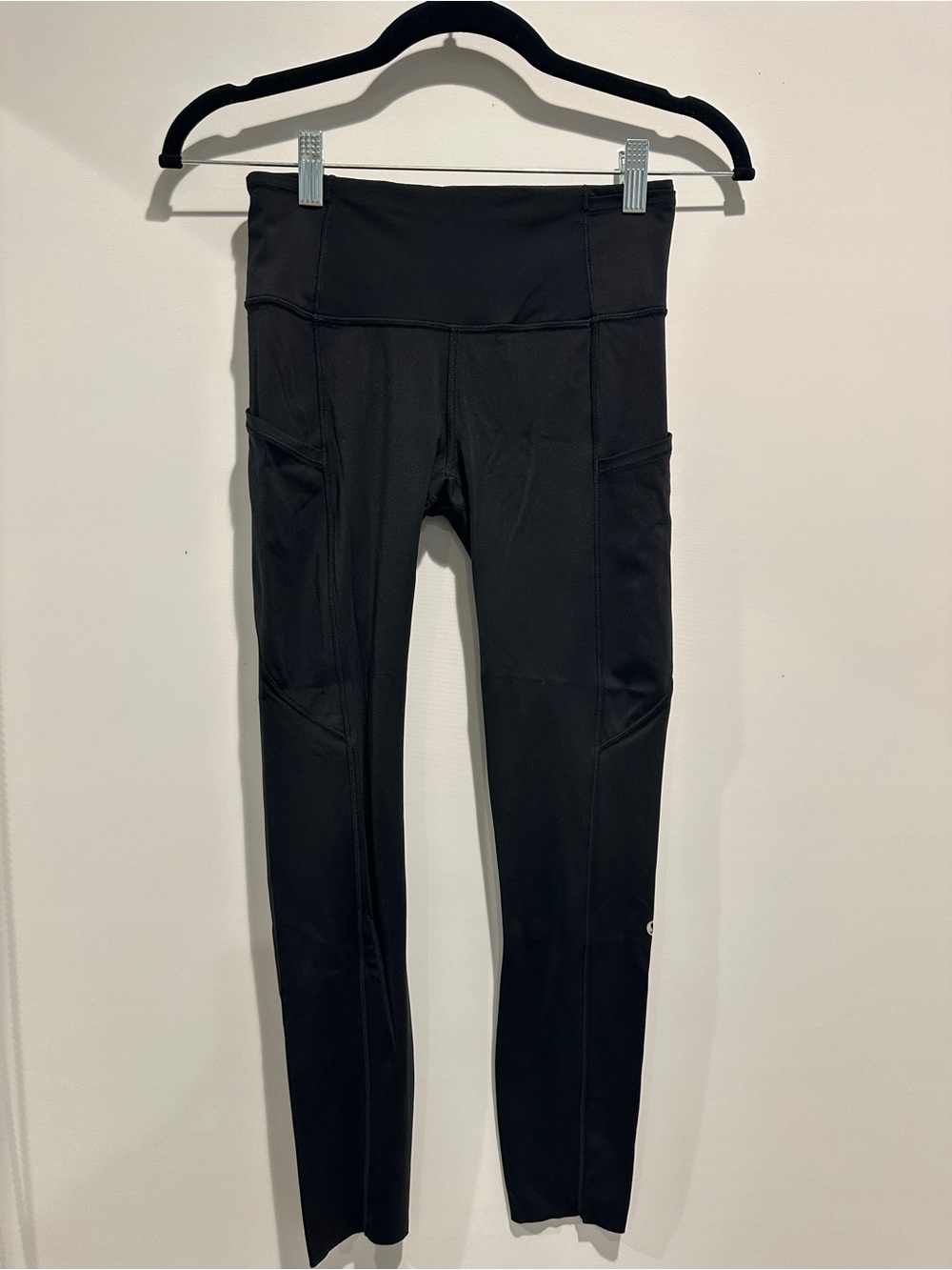 Lululemon Black Active Leggings with Side Pockets